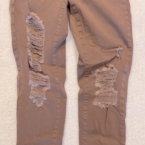 American Eagle Distressed Jegging Pants - Picture 4 of 8